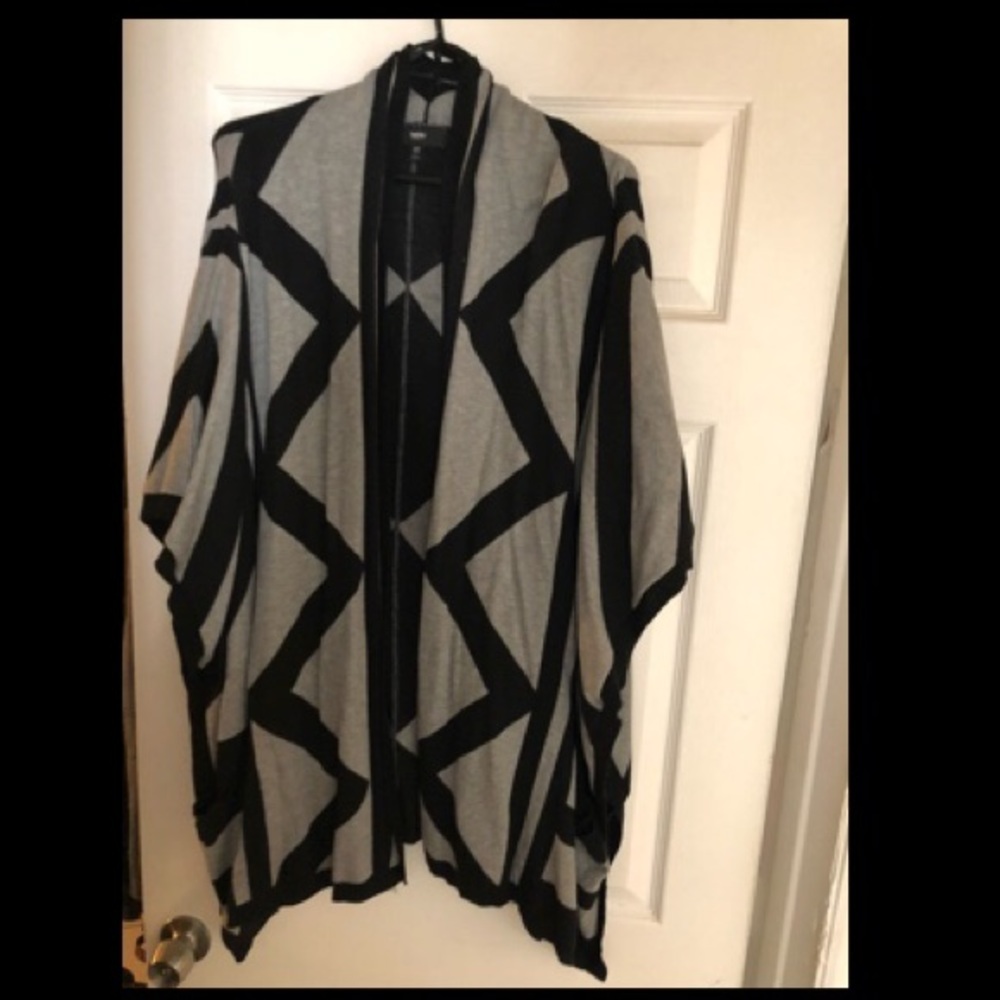 Sweater type shrug